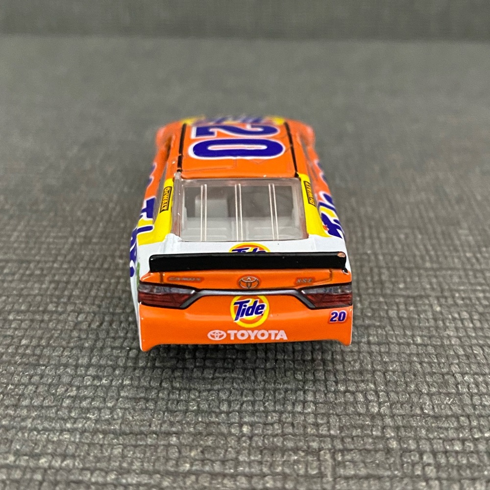 NASCAR Matt Kenseth - Picture 4 of 6